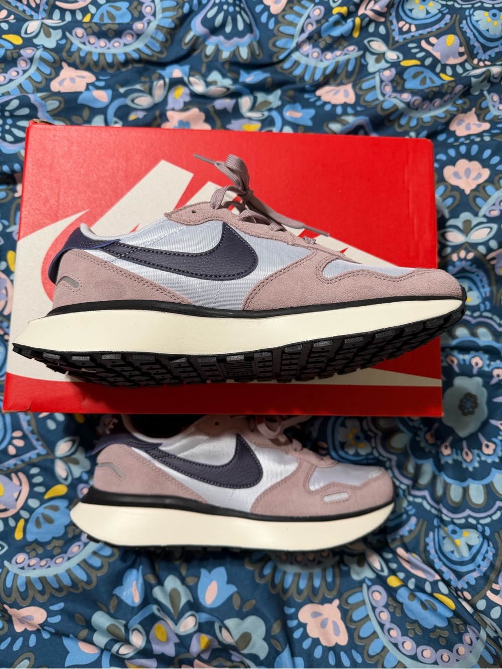 NWB Nike Phoenix Waffle Football Grey/ Dark Rasin - Picture 5 of 9